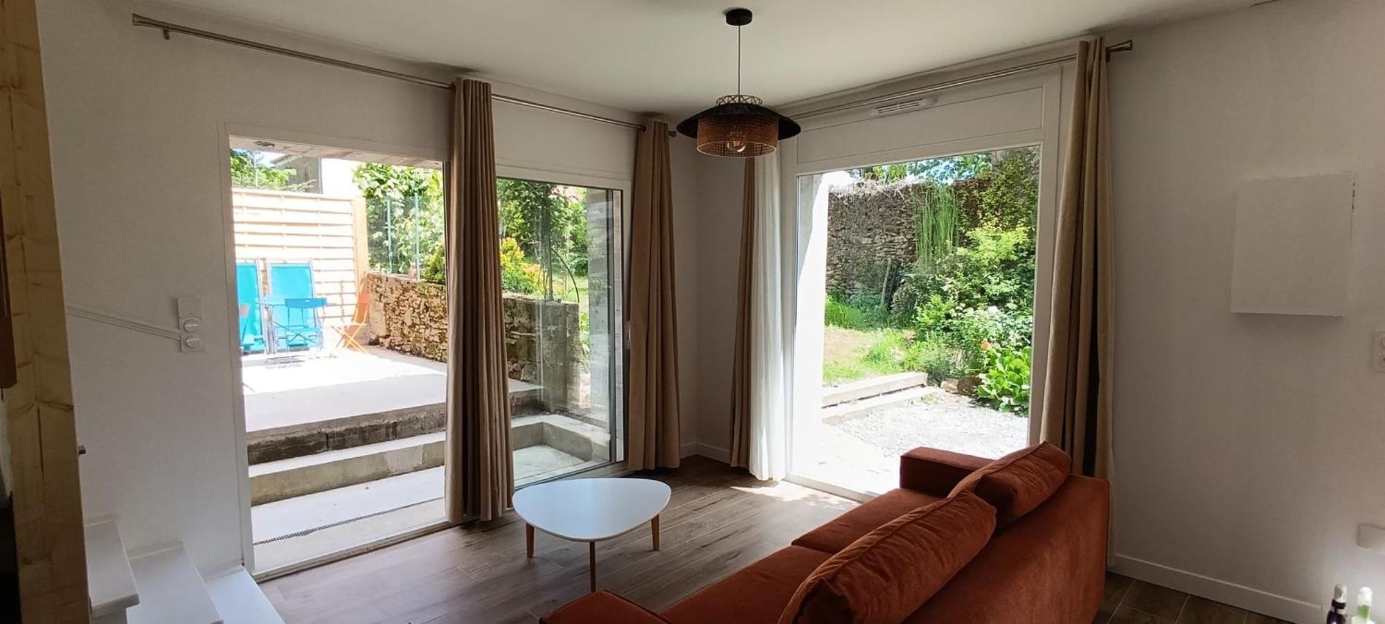 Maison Irondas Saint-Pierre-d'Aurillac Exterior photo